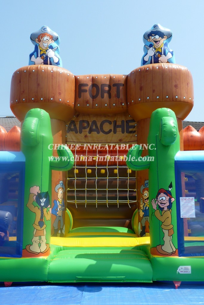 T6-703 Fort Apache Jeu Inflatable 15M