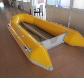 T10-201 Giochi di sport acquatici in barca per adulti