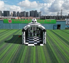 T11-7181 Gioco di Tiro al Calcio Gonfiabile a Tema Juventus