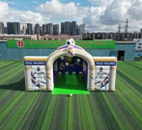 T11-7239 Gioco di Tiro al Calcio Gonfiabile a Tema Real Madrid