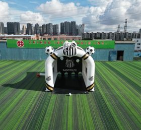 T11-7261 Gioco di Tiro al Calcio Gonfiabile a Tema Santos