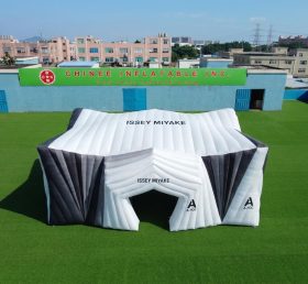 Tent1-7171 Issey Miyake Cubo Gonfiabile Pubblicitario