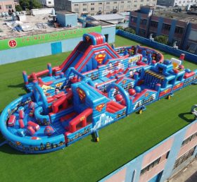 CR2-522 Percorso a ostacoli gonfiabile gigante a tema Superman corsa impegnativa
