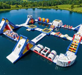 S687 Parco Acquatico Gonfiabile a Tema Gundam