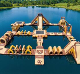 S718 Parco Acquatico Gonfiabile a Tema Orso