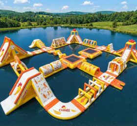 S765 Parco Acquatico Gonfiabile a Tema Gallina