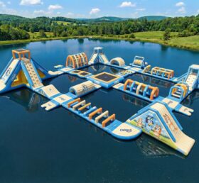 S888 Parco Acquatico Gonfiabile a Tema Bluey