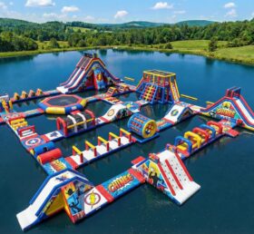 S934 Parco Acquatico Gonfiabile a Tema Supereroe