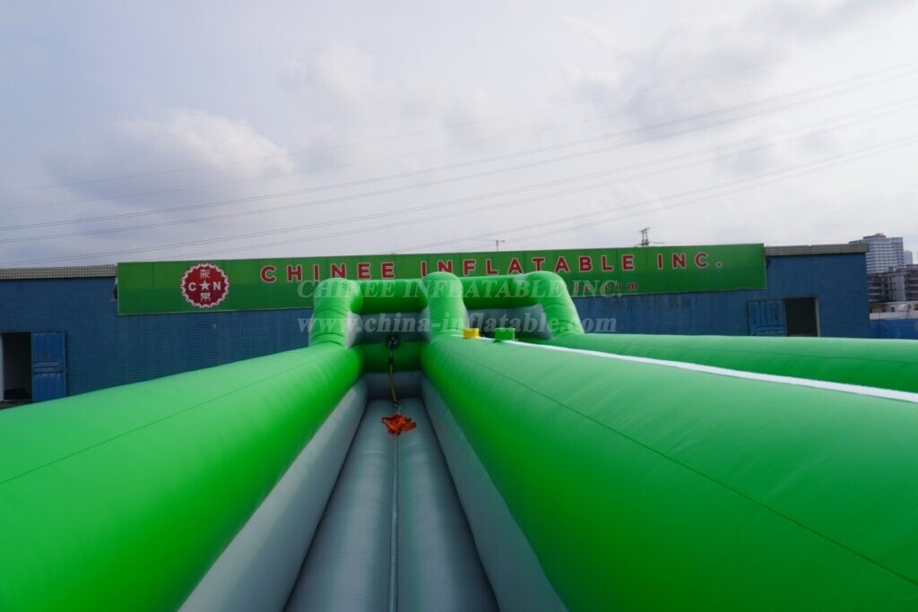 T3-5B Inflatable Bungee Run Challenge Game